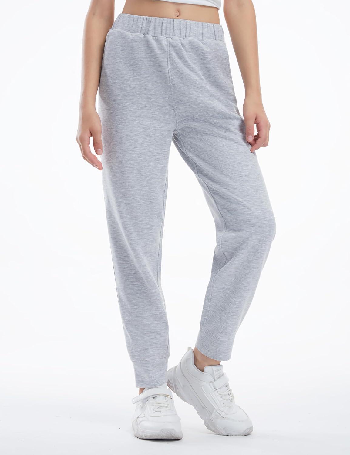 imageTHE GYM PEOPLE Girls Soft Workout Sweatpants Lightweight Casual Athletic Joggers Pants with PocketsLight Heather Grey