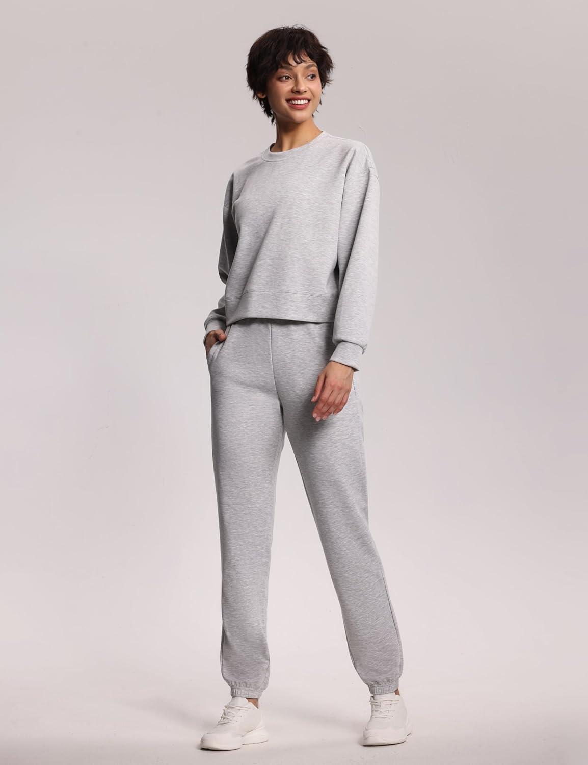 imageTHE GYM PEOPLE Womens Baggy Cinch Bottom Sweatpants Lightweight Workout Joggers Pants with PocketsLight Heather Grey